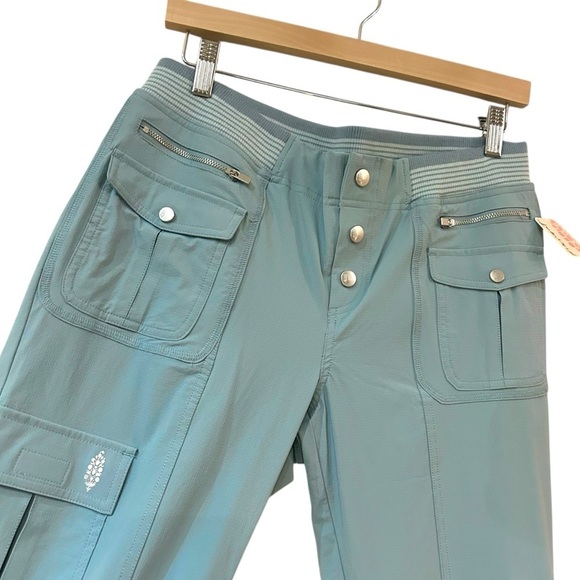 FP Movement Cascade Flare Pants Sz M Cargo Blue Stretch Mid Rise Athletic Pants - Picture 5 of 9